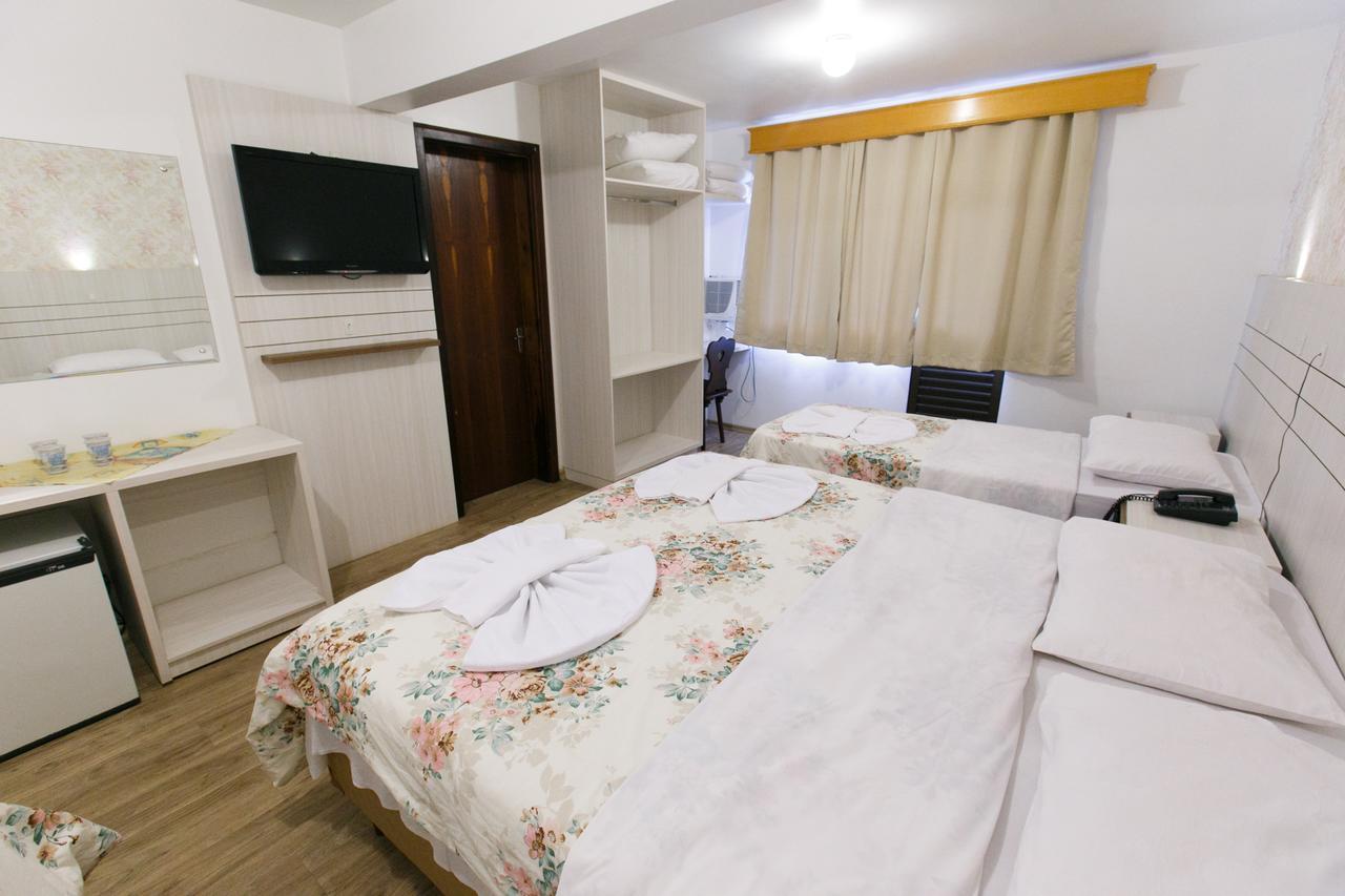 Hotel 13 Linden Treze Tílias Esterno foto